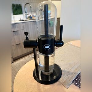 Stündenglass custom black Gravity Infuser